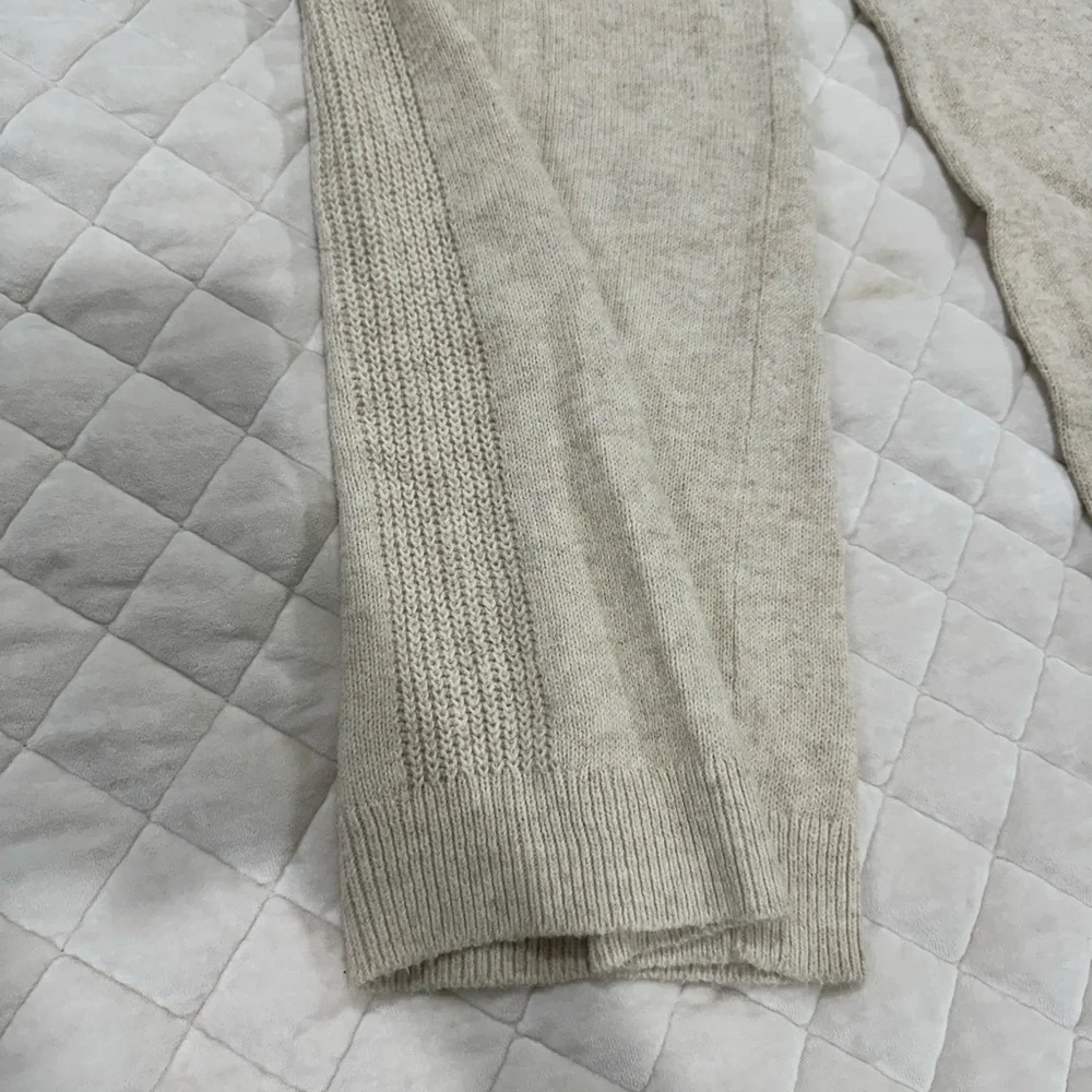 Cozy Knit Sweater and Pants Set in beige - Picture 7 of 8